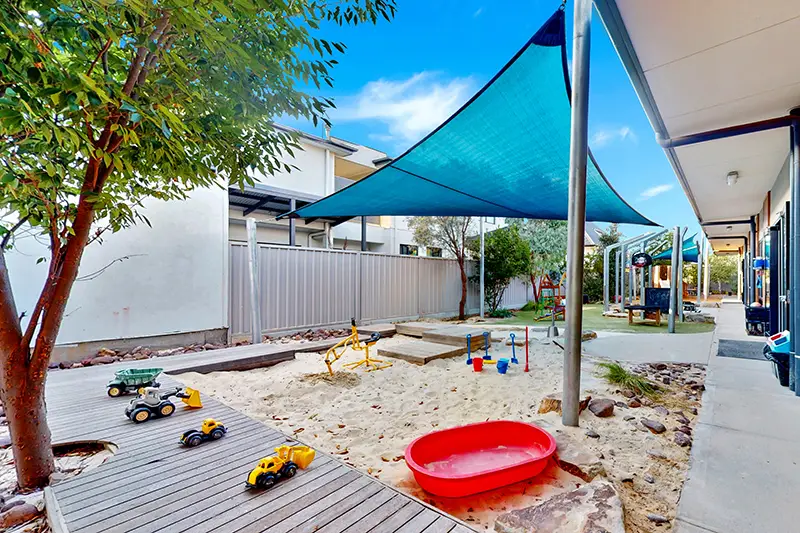 Sandpit with shade cover at Kilburn preschool