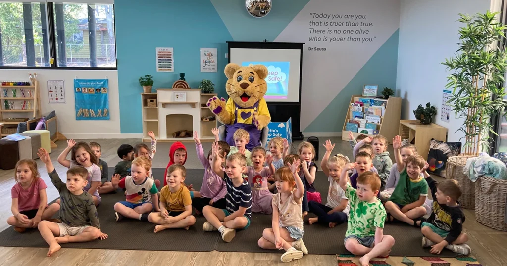 Bravehearts Ditto Keep Safe Adventure Show at Everton Hills child care